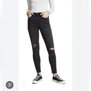 Madewell 9” High Rise Skinny Distressed Jeans Cut off Black Raw Hem